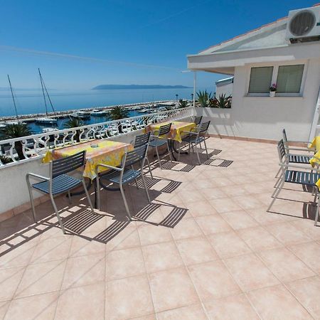 Apartments Milana Tučepi Kültér fotó