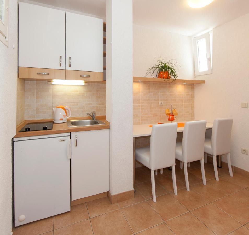 Apartments Milana Tučepi Kültér fotó