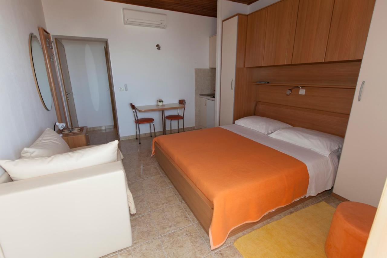 Apartments Milana Tučepi Kültér fotó